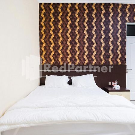 Omah Kalimosodo Mitra Reddoorz Near Stasiun Malang Kota Baru Ξενοδοχείο Εξωτερικό φωτογραφία