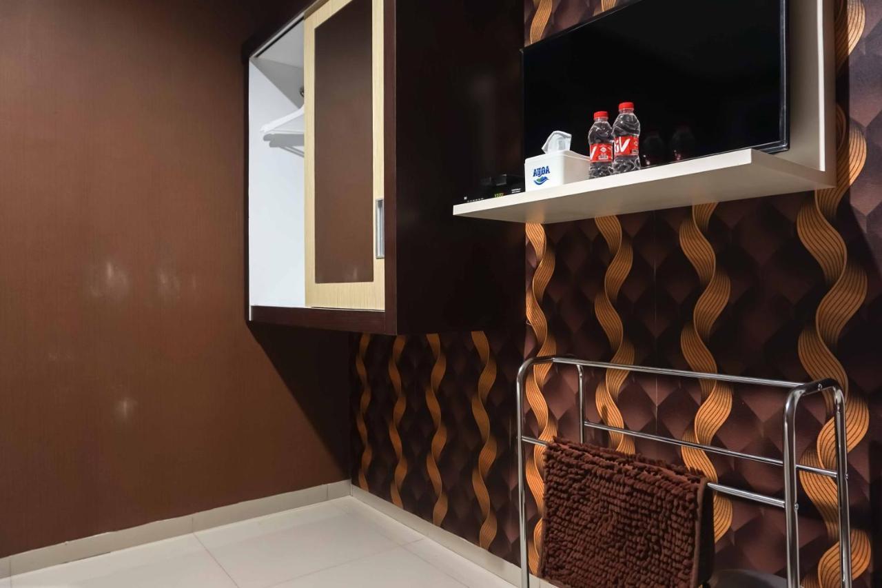 Omah Kalimosodo Mitra Reddoorz Near Stasiun Malang Kota Baru Ξενοδοχείο Εξωτερικό φωτογραφία