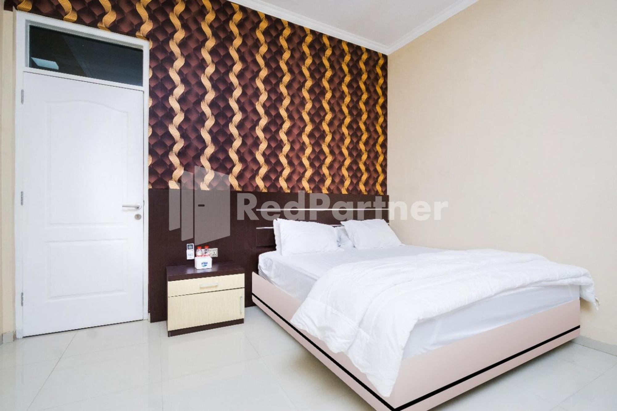 Omah Kalimosodo Mitra Reddoorz Near Stasiun Malang Kota Baru Ξενοδοχείο Εξωτερικό φωτογραφία