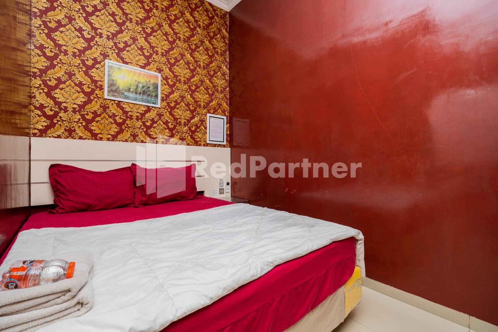 Omah Kalimosodo Mitra Reddoorz Near Stasiun Malang Kota Baru Ξενοδοχείο Εξωτερικό φωτογραφία