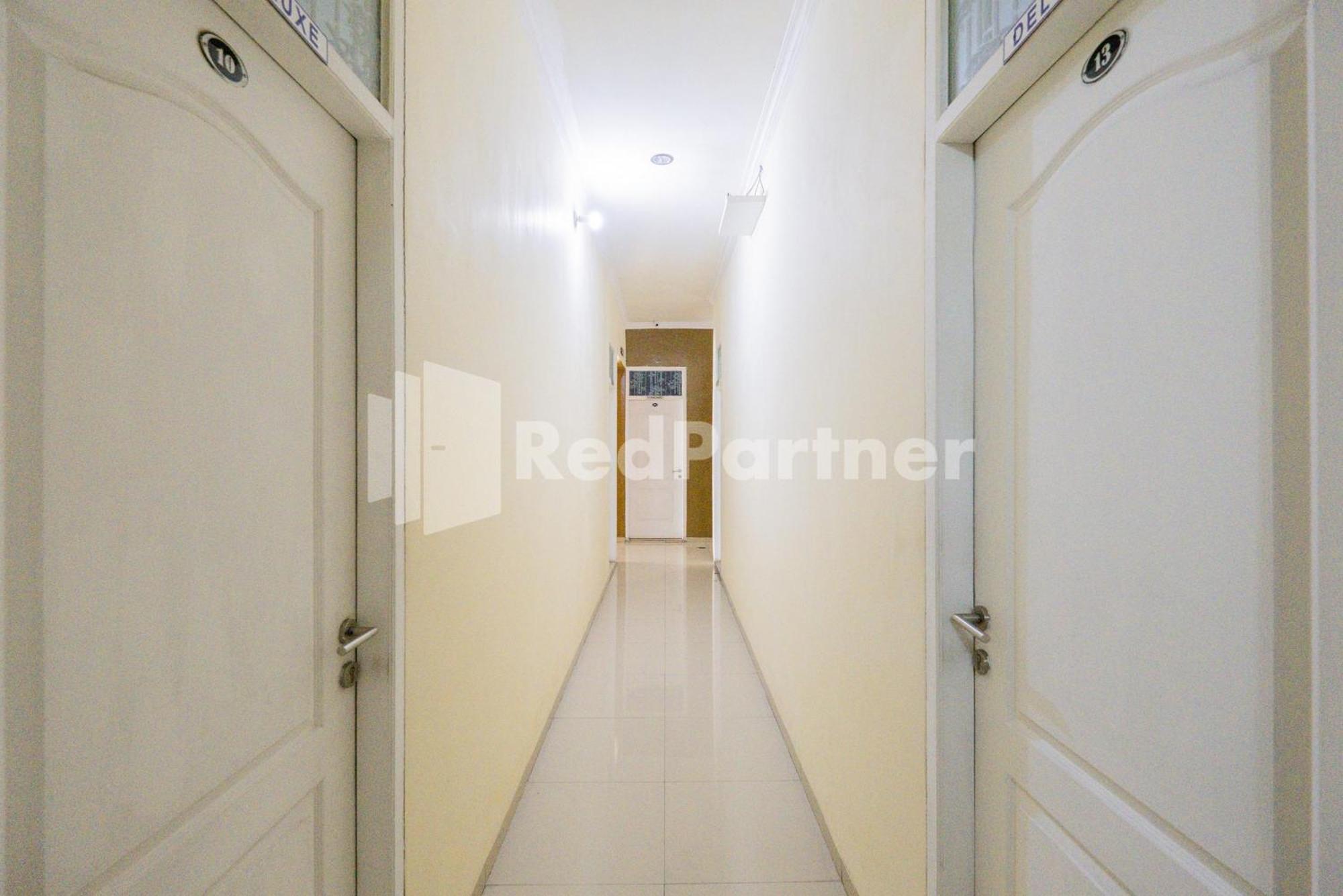 Omah Kalimosodo Mitra Reddoorz Near Stasiun Malang Kota Baru Ξενοδοχείο Εξωτερικό φωτογραφία