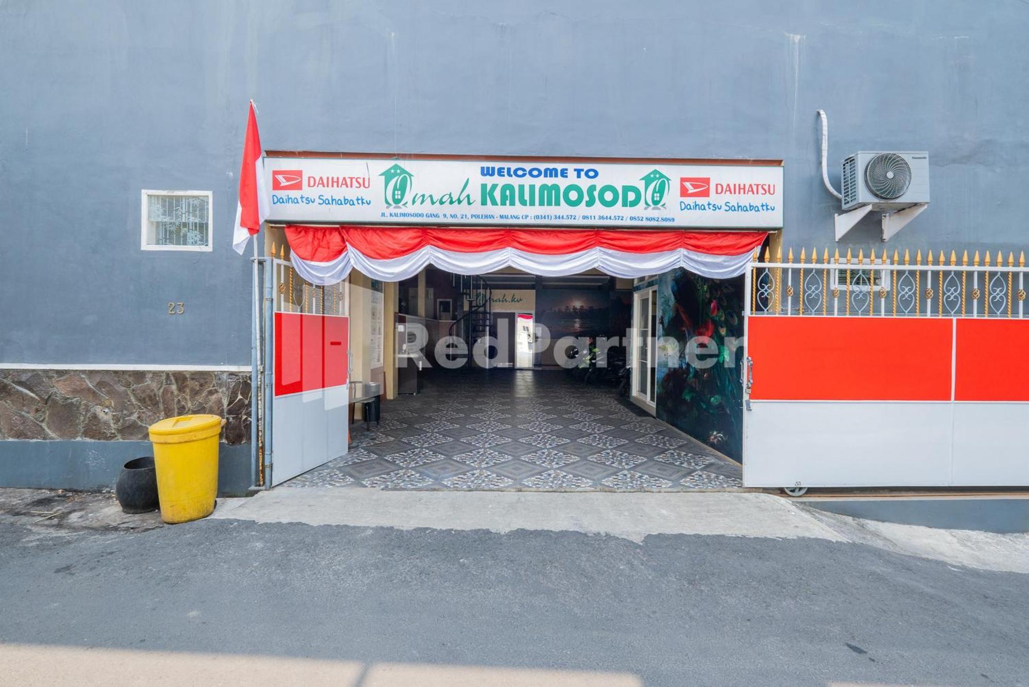 Omah Kalimosodo Mitra Reddoorz Near Stasiun Malang Kota Baru Ξενοδοχείο Εξωτερικό φωτογραφία