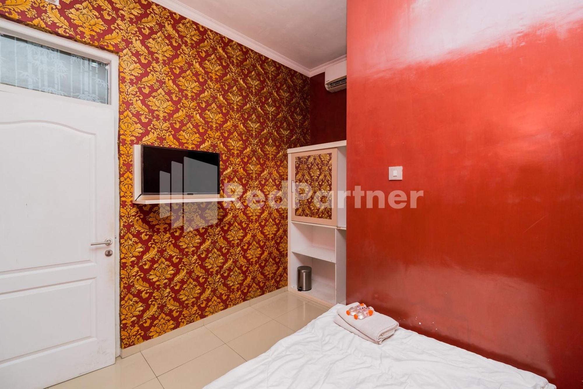 Omah Kalimosodo Mitra Reddoorz Near Stasiun Malang Kota Baru Ξενοδοχείο Εξωτερικό φωτογραφία